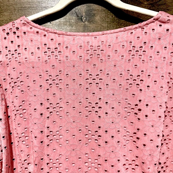 NWOT The Shirt Brand Pink Short Sleeve V-Neck Blouse - Picture 8 of 16